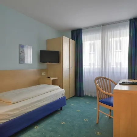Hotel Konigswache 3*